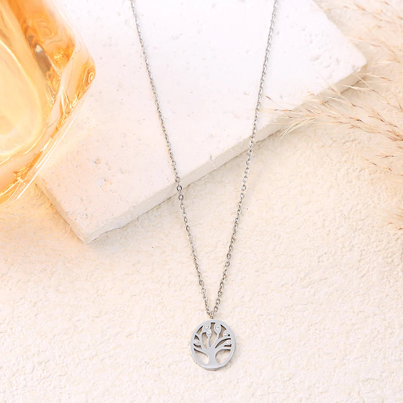 Collier chaîne dorée ou Argentée avec pendentif arbre de vie et strass sur les branches