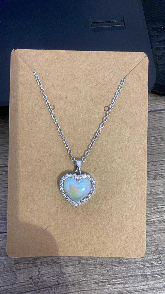 COLLIER COEUR STRASS ET NACRE ARGENT ACIER INOXYDABLE