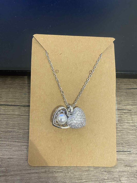 COLLIER COEUR AVEC PERLE DE NACRE ARGENT ACIER INOXYDABLE